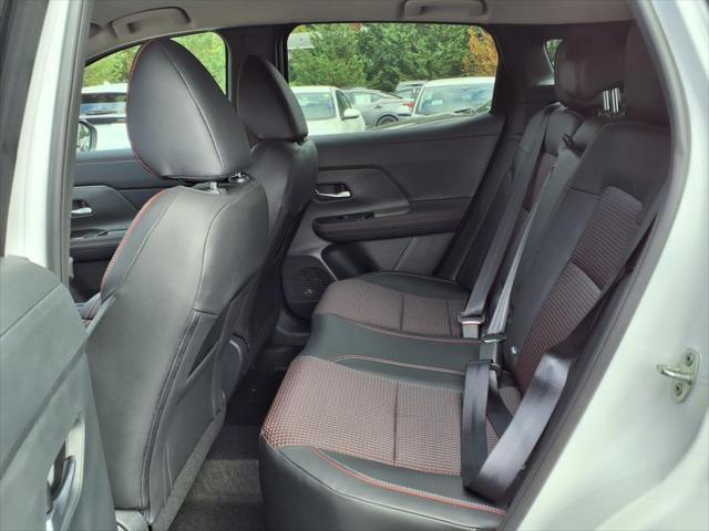2025 Nissan Kicks SR FWD