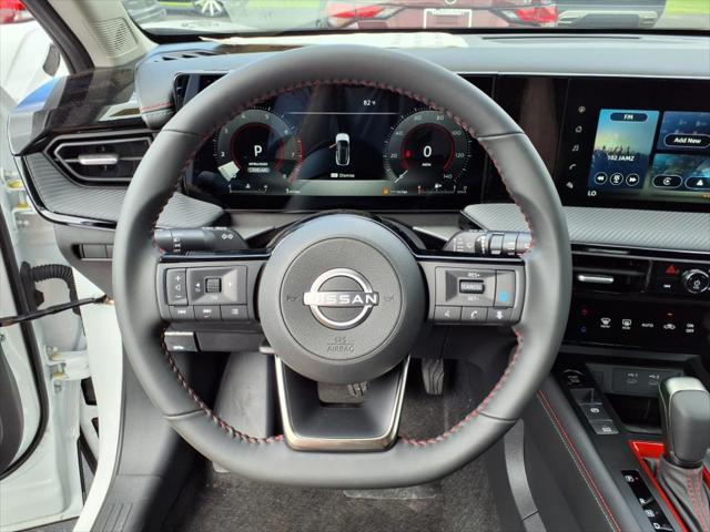 2025 Nissan Kicks SR FWD