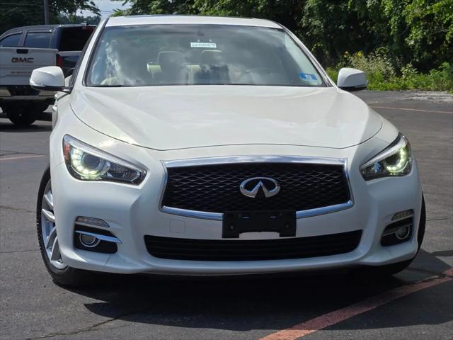 2015 INFINITI Q50 Premium