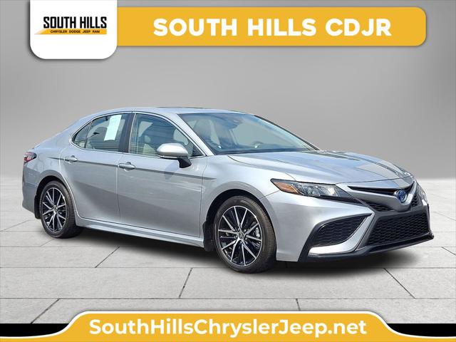 2024 Toyota Camry Hybrid SE