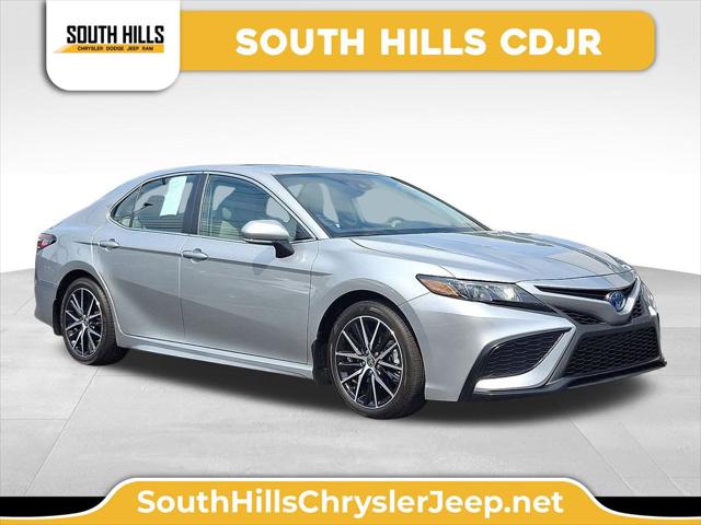 2024 Toyota Camry Hybrid SE