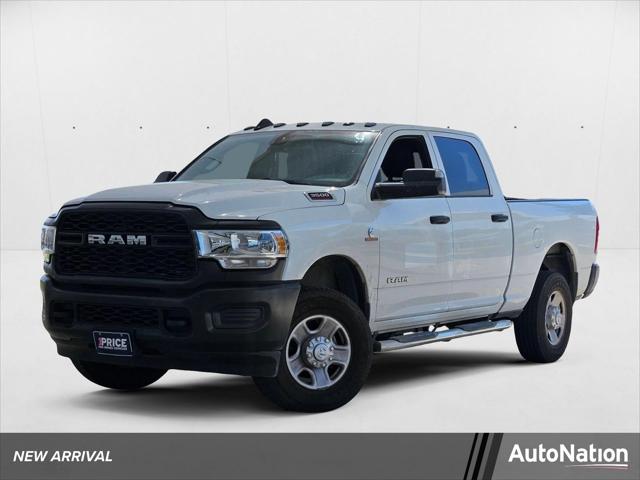 2022 RAM 3500 Tradesman Crew Cab 4x4 64 Box