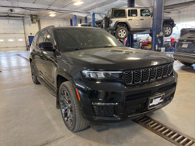 2023 Jeep Grand Cherokee L Summit 4x4