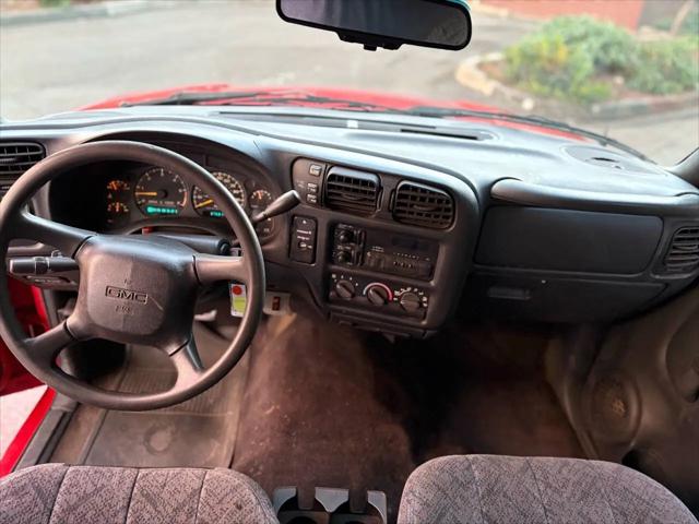 2001 GMC Sonoma SLS