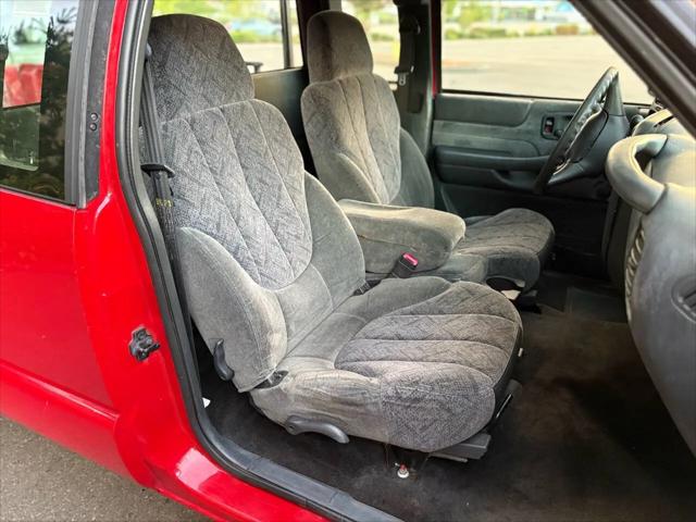 2001 GMC Sonoma SLS