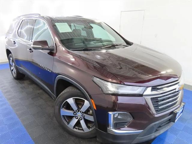 2022 Chevrolet Traverse AWD LT Leather