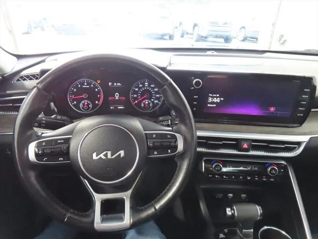 2024 Kia K5 EX