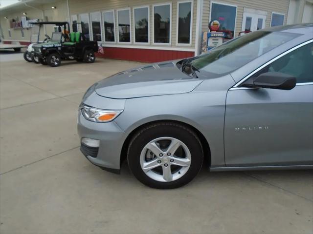2023 Chevrolet Malibu FWD 1FL