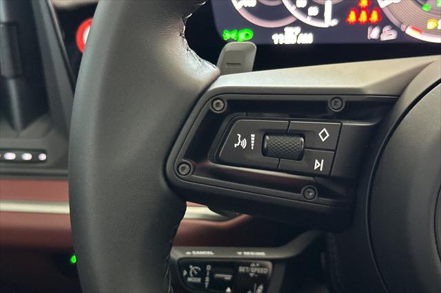 2025 Porsche Cayenne E-Hybrid Turbo