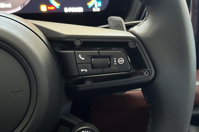 2025 Porsche Cayenne E-Hybrid Turbo
