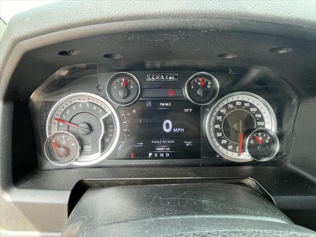 2017 RAM 1500 Big Horn Crew Cab 4x4 57 Box