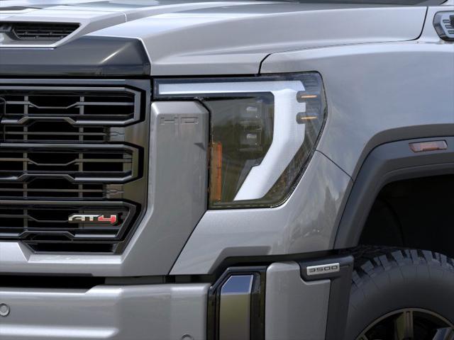 2025 GMC Sierra 3500HD 4WD Crew Cab Standard Bed AT4