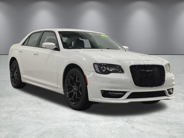 2021 Chrysler 300 Touring L AWD