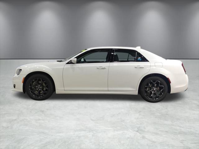 2021 Chrysler 300 Touring L AWD