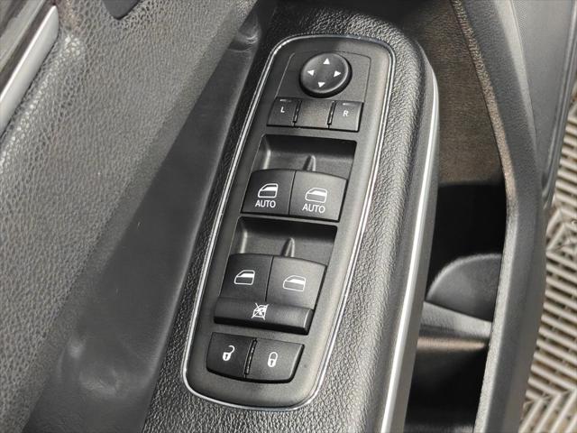 2021 Chrysler 300 Touring L AWD