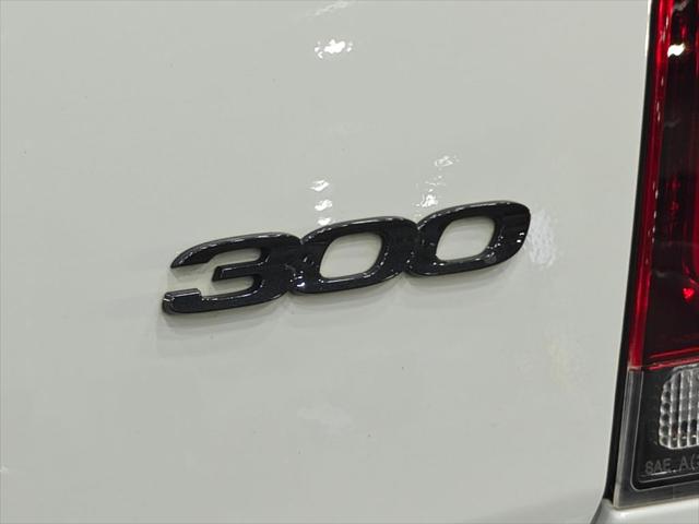 2021 Chrysler 300 Touring L AWD