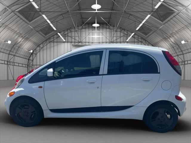 2012 Mitsubishi i-MiEV SE