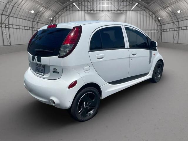 2012 Mitsubishi i-MiEV SE