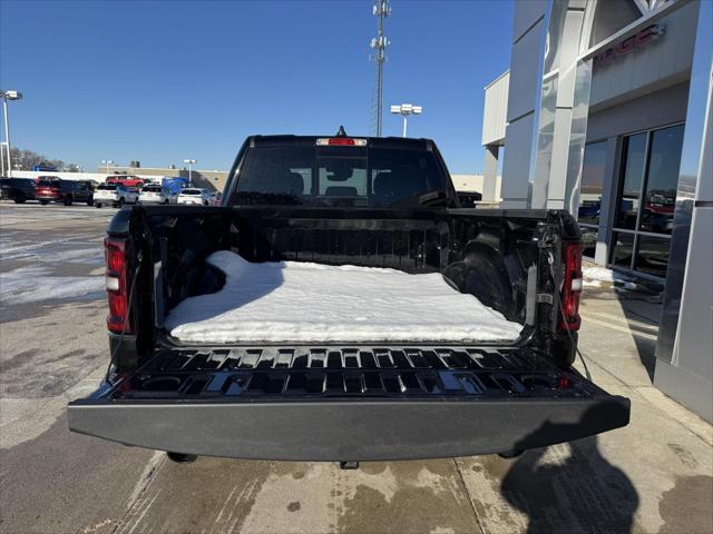 2025 Ram 1500 Big Horn Crew Cab 4x4 57 Box