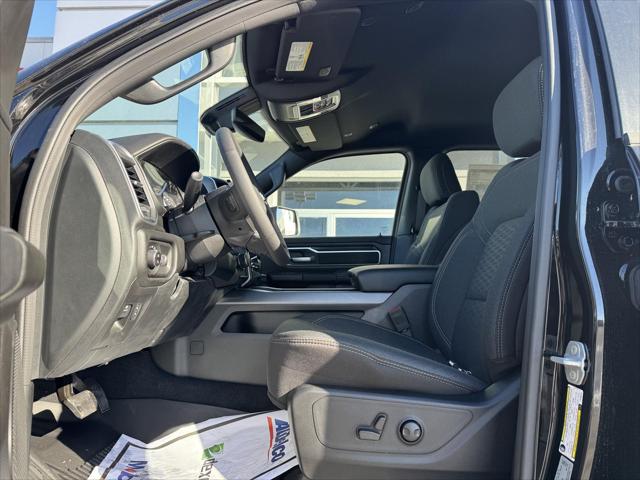 2025 Ram 1500 Big Horn Crew Cab 4x4 57 Box