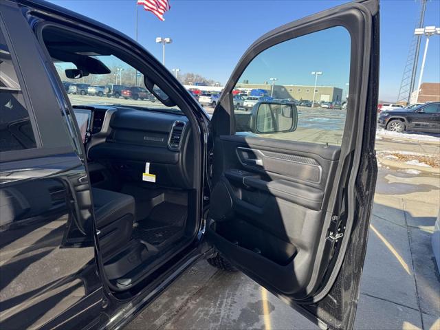 2025 Ram 1500 Big Horn Crew Cab 4x4 57 Box