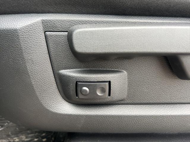 2025 Ram 5500 Tradesman/Big Horn