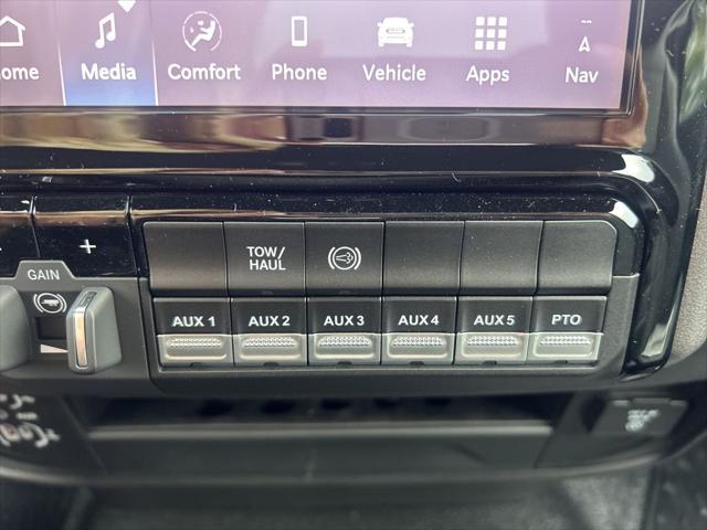 2025 Ram 5500 Tradesman/Big Horn