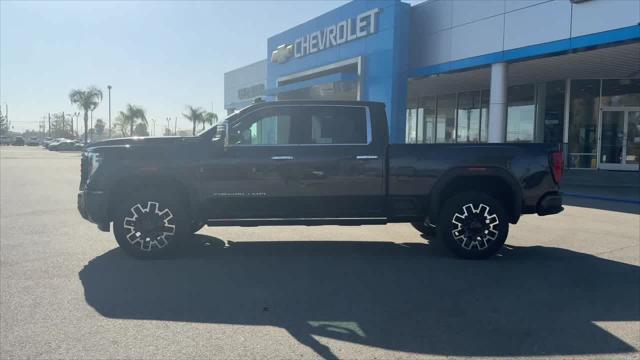 2025 GMC Sierra 2500HD 4WD Crew Cab Standard Bed Denali Ultimate