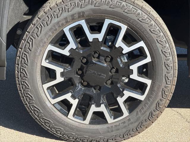 2025 GMC Sierra 2500HD 4WD Crew Cab Standard Bed Denali Ultimate