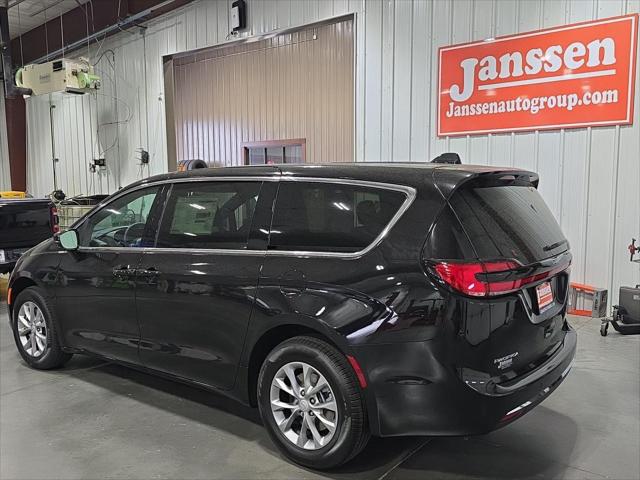 2026 Chrysler Pacifica PACIFICA SELECT AWD 2026 Chrysler Pacifica PACIFICA SELECT AWD