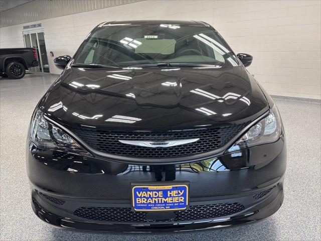 2026 Chrysler Voyager VOYAGER LX 2026 Chrysler Voyager VOYAGER LX