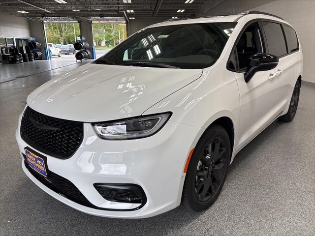 2026 Chrysler Pacifica PACIFICA LIMITED