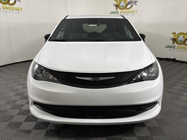 2026 Chrysler Voyager VOYAGER LX