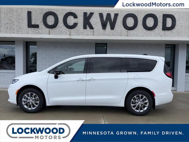 2026 Chrysler Pacifica PACIFICA SELECT AWD 2026 Chrysler Pacifica PACIFICA SELECT AWD