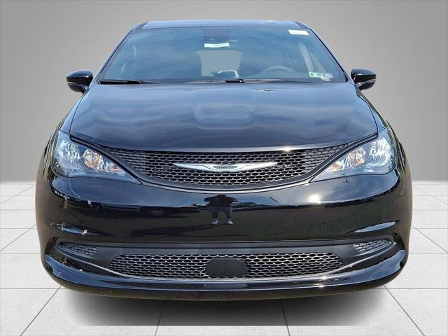 2026 Chrysler Voyager VOYAGER LX