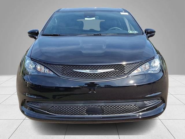 2026 Chrysler Voyager VOYAGER LX