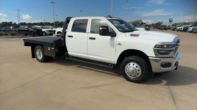 2026 RAM Ram 3500 Chassis Cab RAM 3500 TRADESMAN CREW CAB CHASSIS 4X4 60 CA