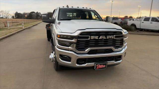 2026 RAM Ram 3500 Chassis Cab RAM 3500 TRADESMAN CREW CAB CHASSIS 4X4 60 CA
