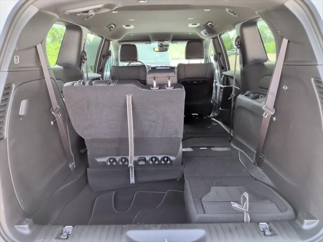 2026 Chrysler Pacifica Select AWD