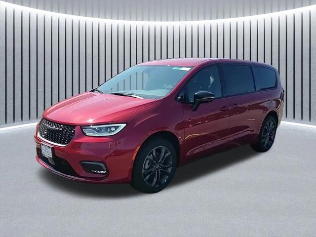 2026 Chrysler Pacifica PACIFICA SELECT AWD