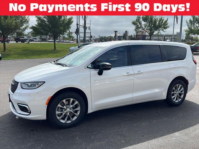 2026 Chrysler Pacifica PACIFICA SELECT AWD