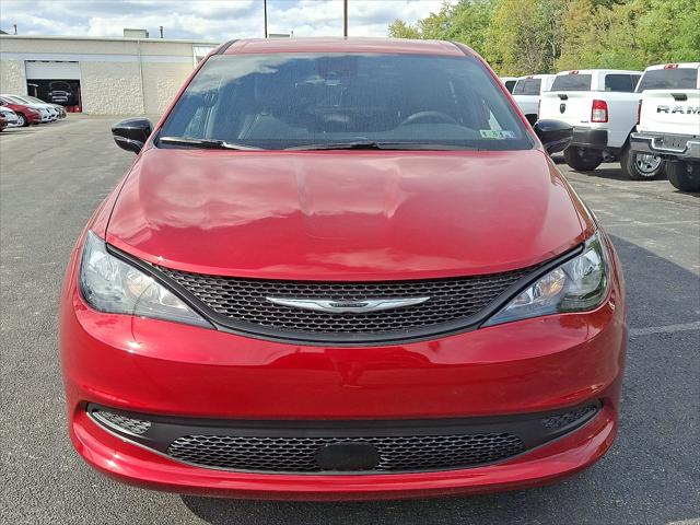 2026 Chrysler Voyager VOYAGER LX