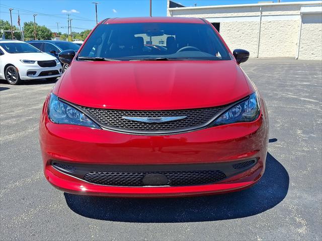 2026 Chrysler Voyager VOYAGER LX