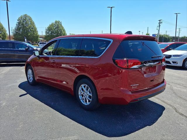 2026 Chrysler Voyager LX