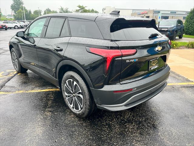 2025 Chevrolet V Blazer RWD LT