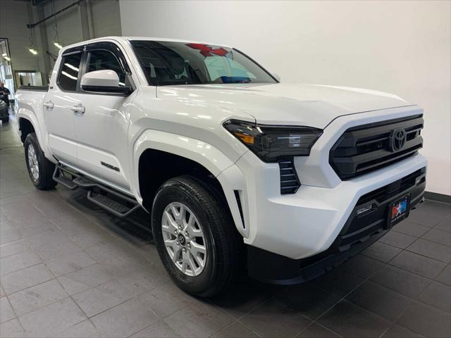 2025 Toyota Tacoma SR5 4WD