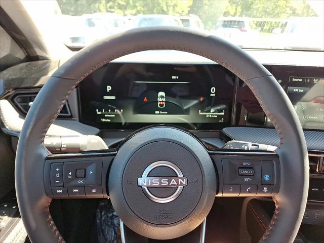 2025 Nissan Kicks SR Intelligent AWD
