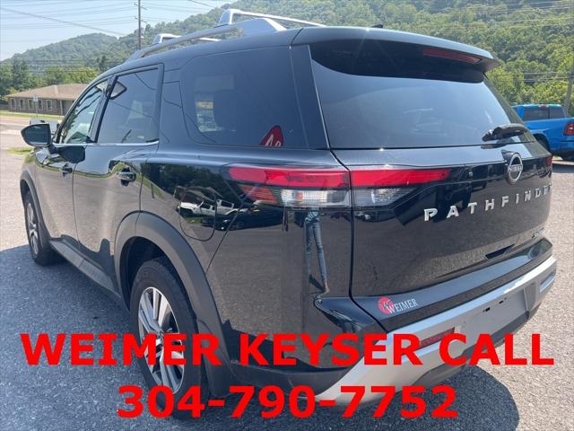 2023 Nissan Pathfinder SL 4WD