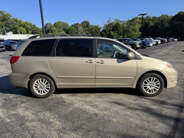 2010 Toyota Sienna XLE