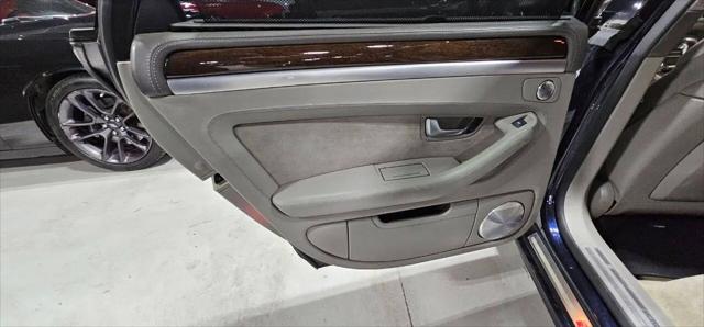 2007 Audi S8 5.2